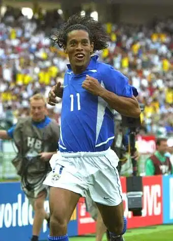 7次助攻 7次助攻