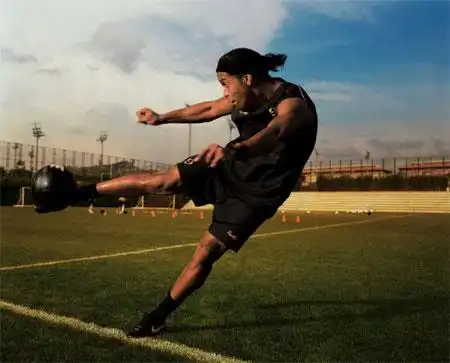 現失誤百出 現失誤百出