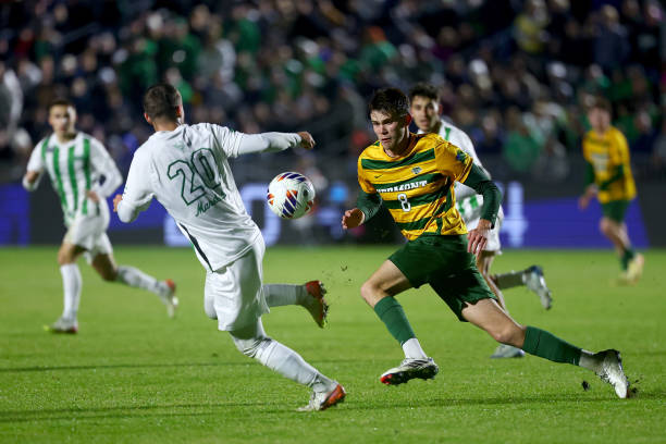 不僅如此 不僅如此